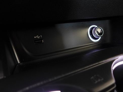 Used 2018 Audi A4 2.0T Premium Plus w/ Premium Plus Package image 38