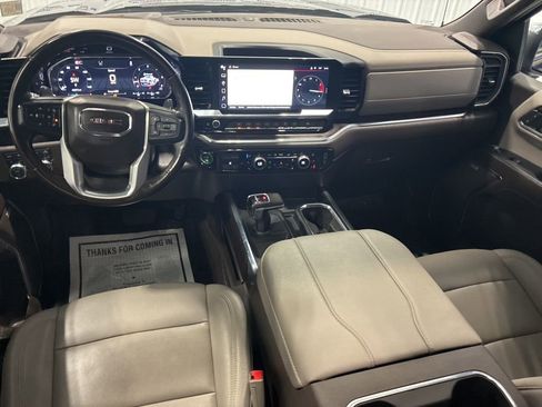 Used 2024 GMC Sierra 1500 SLT w/ SLT Premium Plus Package image 39