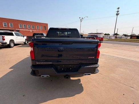 Used 2022 Chevrolet Silverado 1500 RST AWD/4WD image 5