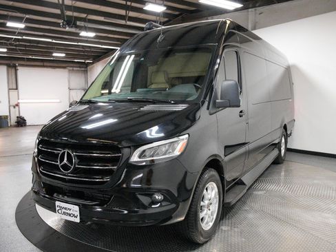 Used 2020 Mercedes-Benz Sprinter 3500 image 3