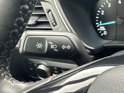 Used 2021 Ford Escape SE w/ Convenience Package image 24