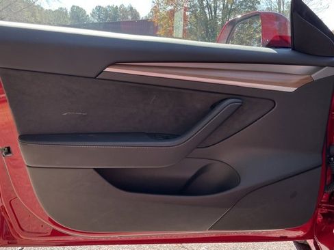 Used 2023 Tesla Model 3 Standard Range image 13