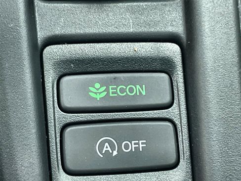 New 2025 Honda Accord SE image 19