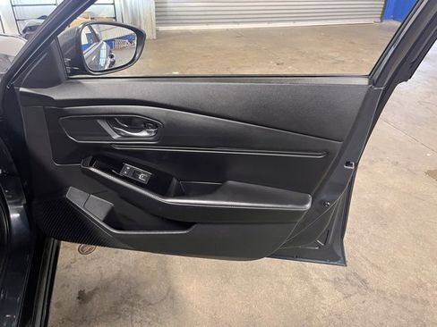 Used 2024 Honda Accord Touring image 12