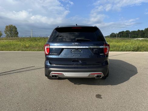 Used 2016 Ford Explorer Platinum AWD/4WD image 4