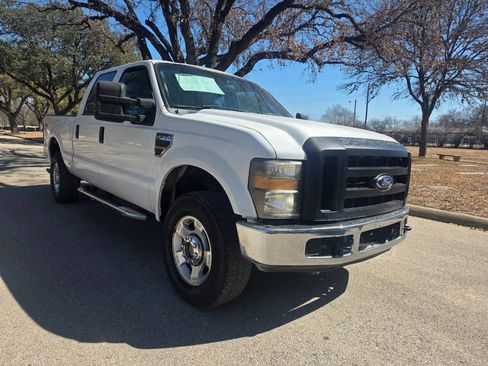 Used 2008 Ford F250 Lariat image 2