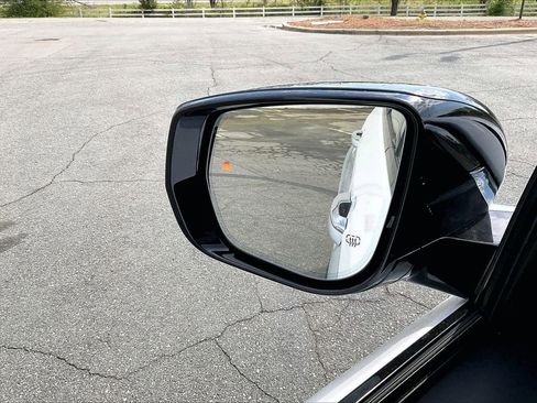 Certified 2023 Jeep Grand Cherokee L Overland image 31