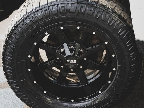 Used 2017 Chevrolet Silverado 1500 LT image 17