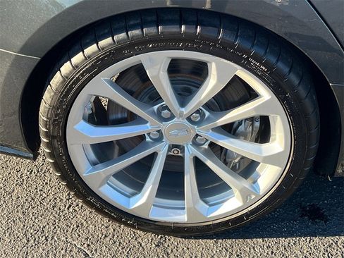 Used 2016 Cadillac CTS V w/ Luxury Package image 18