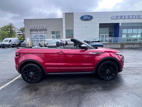 Used 2017 Land Rover Range Rover Evoque SE Dynamic AWD/4WD image 12