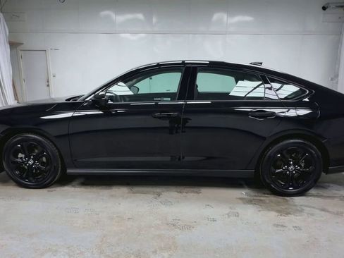 Used 2025 Honda Accord SE image 5