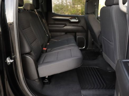 Certified 2022 Chevrolet Silverado 1500 LT AWD/4WD image 28