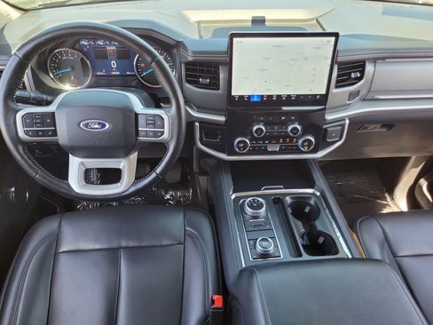 Used 2024 Ford Expedition Max XLT AWD/4WD image 4