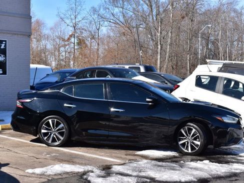 Used 2019 Nissan Maxima 3.5 SL w/ Floor Mat Group image 4