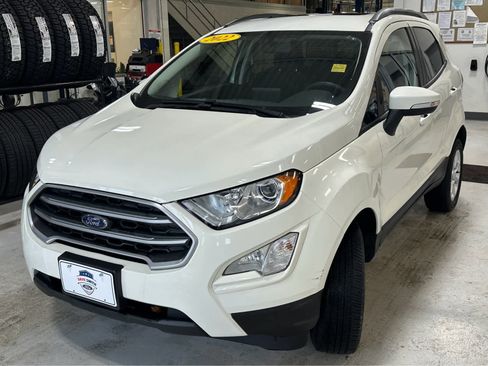 Used 2022 Ford EcoSport SE w/ SE Convenience Package image 4