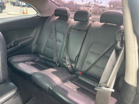 Used 2014 Kia Forte Koup EX w/ EX Premium Package image 16