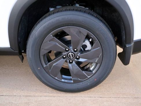 New 2026 Nissan Rogue SV image 9