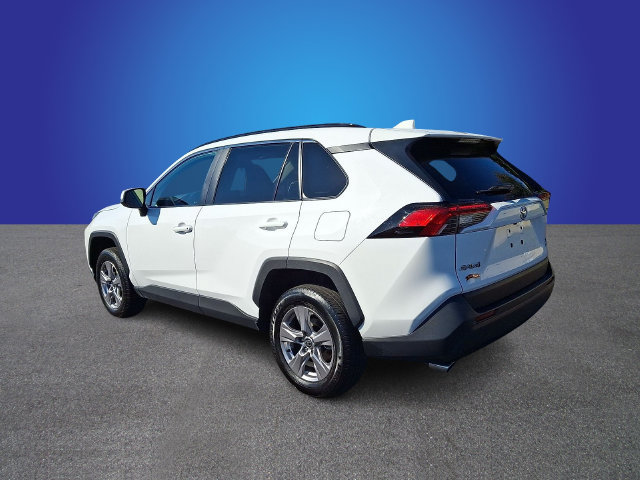 Used 2025 Toyota RAV4 XLE AWD/4WD image 6