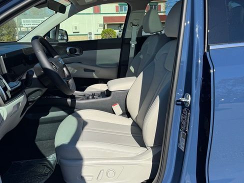 New 2026 Kia Sorento S w/ S Panoramic Sunroof Package image 10
