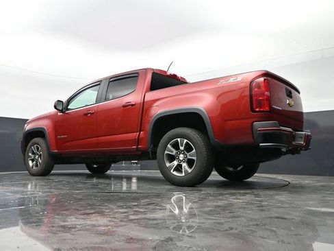 Used 2015 Chevrolet Colorado Z71 AWD/4WD image 23