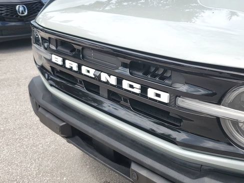 Used 2024 Ford Bronco Outer Banks AWD/4WD image 11