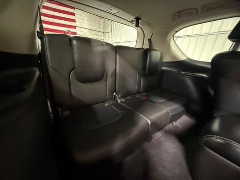 Used 2017 INFINITI QX80 4WD w/ Driver Assistance Package image 16