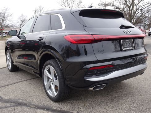 New 2025 Audi Q5 Premium Plus image 3