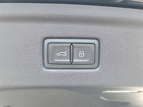 Used 2022 Audi S5 Premium Plus image 11