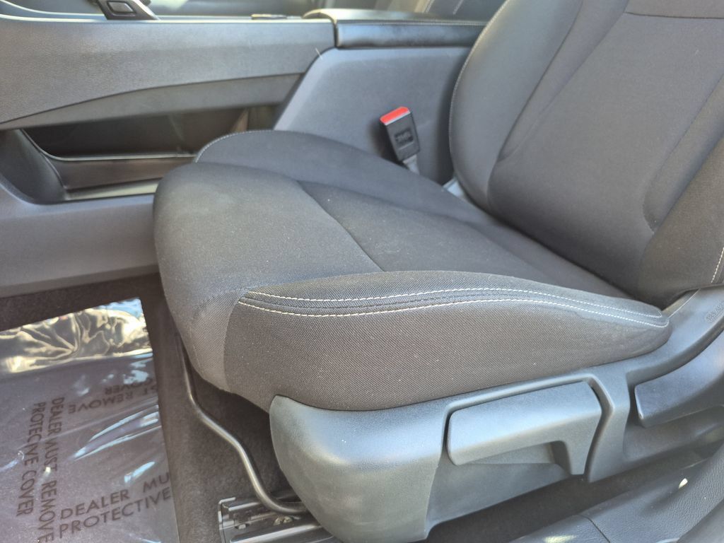 Used 2024 Nissan Rogue S AWD/4WD image 12