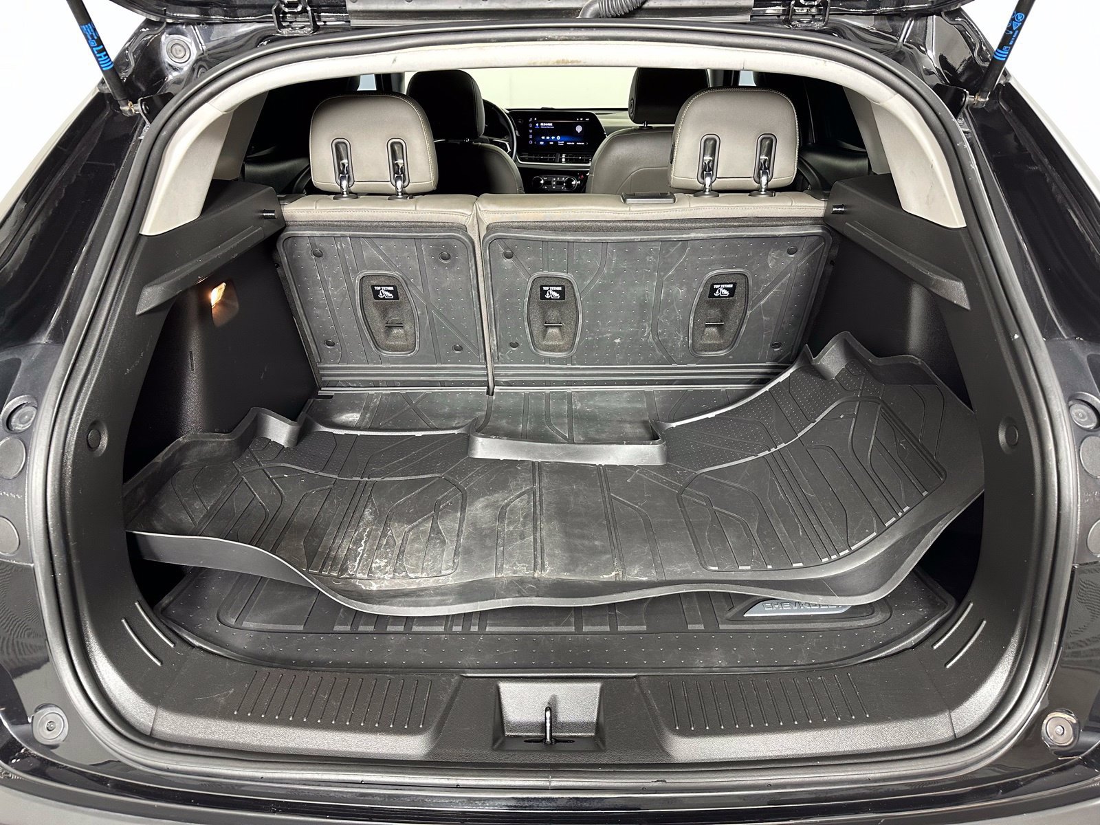 Used 2025 Chevrolet Trax ACTIV w/ Sunroof Package FWD image 23