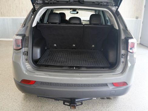 Used 2019 Jeep Compass Limited AWD/4WD image 38