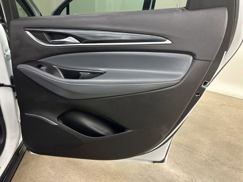 Used 2019 Buick Enclave Premium image 22