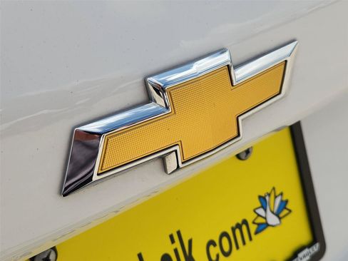 Used 2024 Chevrolet Equinox LS w/ LS Convenience Package FWD image 29