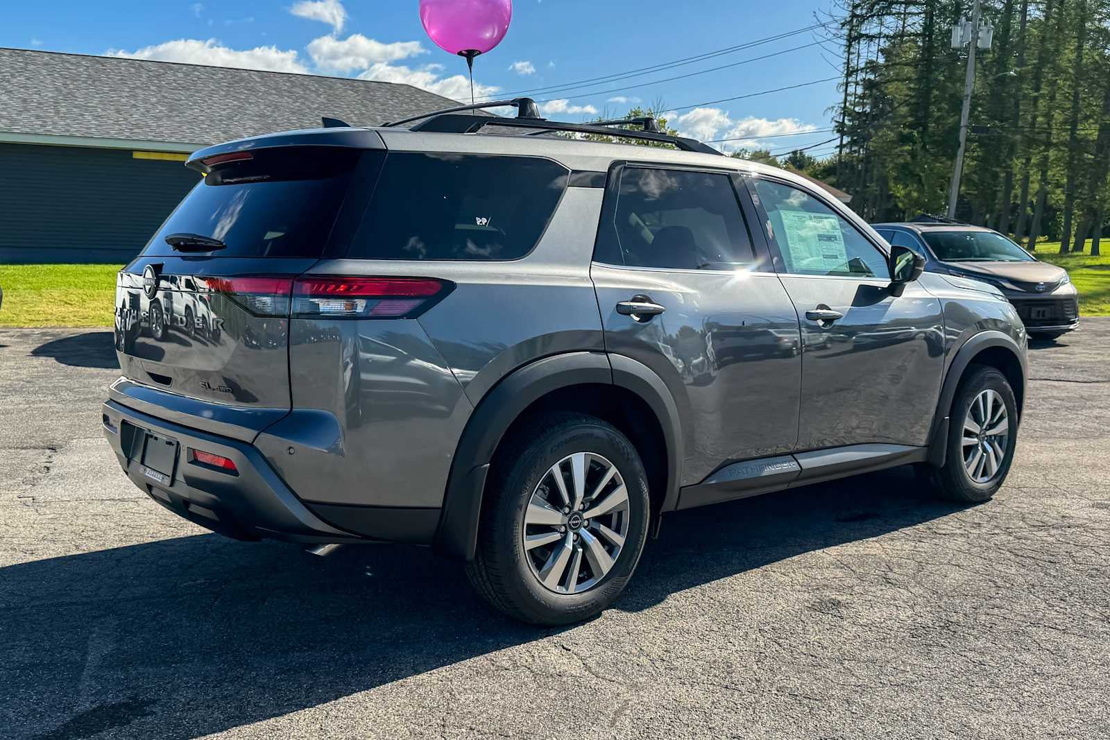 New 2026 Nissan Pathfinder SL AWD/4WD image 3