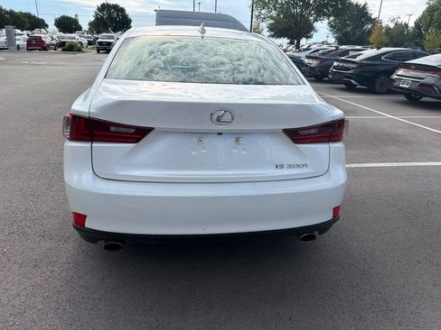 Used 2016 Lexus IS 200t RWD image 8