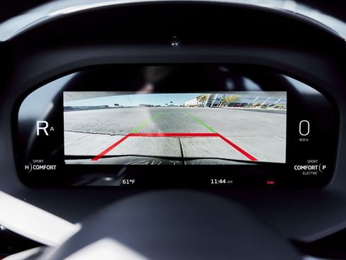 Used 2025 McLaren Artura image 69