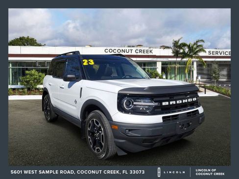 Used 2023 Ford Bronco Sport Outer Banks w/ Tech Package AWD/4WD image 1