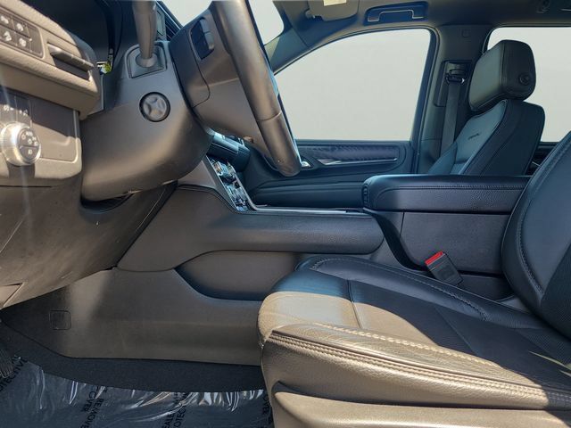 Used 2023 GMC Yukon Denali AWD/4WD image 22