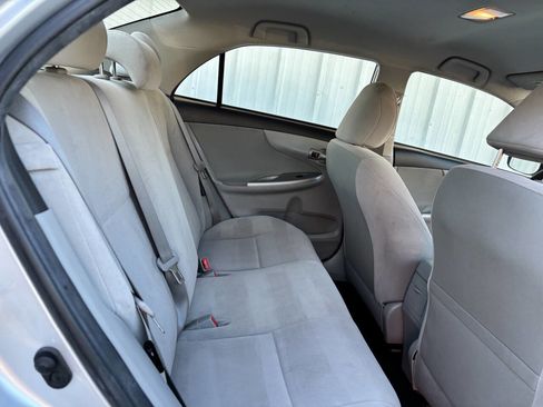 Used 2011 Toyota Corolla LE image 16