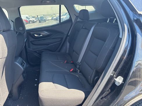 Used 2022 GMC Terrain SLE w/ Driver Convenience Package AWD/4WD image 9