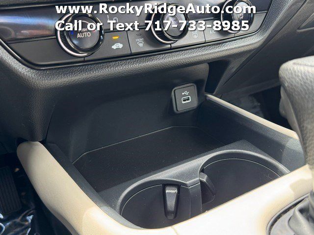 Used 2025 Honda HR-V LX image 17