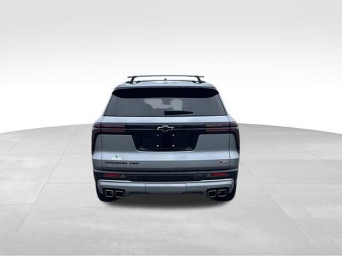 Used 2024 Chevrolet Traverse Z71 w/ Enhanced Driving Package AWD/4WD image 4