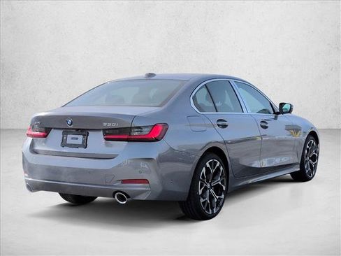 Used 2026 BMW 330i xDrive Sedan w/ Premium Package AWD/4WD image 2