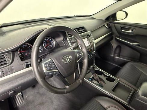 Used 2015 Toyota Camry SE image 55