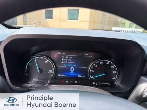 Used 2024 Ford Maverick Lariat w/ Black Appearance Package FWD image 9