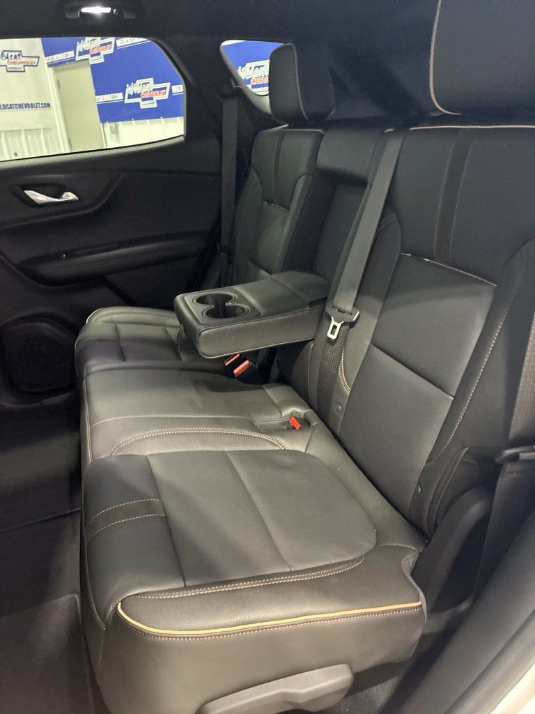 Used 2023 Chevrolet Blazer Premier FWD image 34