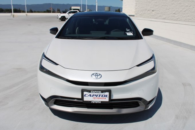 New 2027 Toyota Prius Limited AWD/4WD image 7