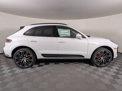 New 2026 Porsche Macan S AWD/4WD image 8