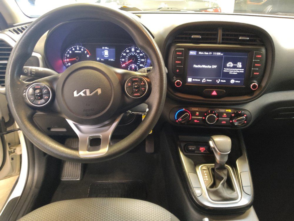 Used 2022 Kia Soul LX w/ Technology Package FWD image 22
