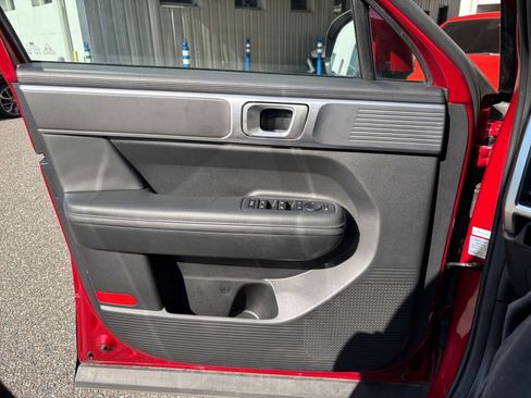 Used 2025 Hyundai Sonata SEL FWD image 25